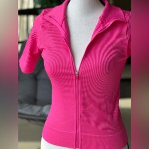 NWOT Chic Pink Ribbed Zip-Up Top